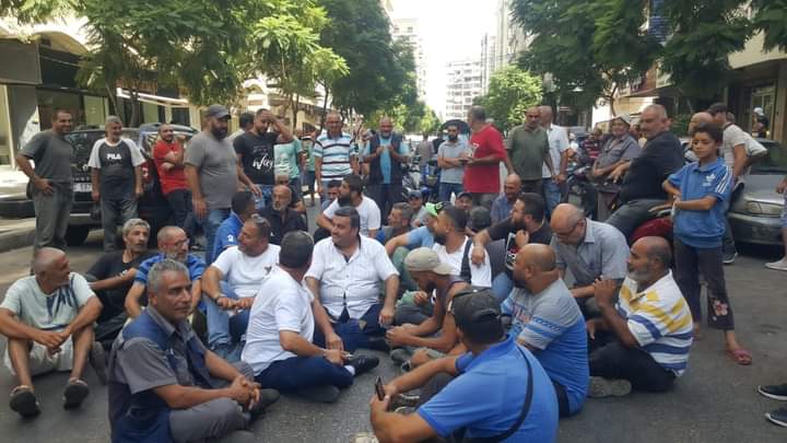 عمال طرابلس يرفضون تعرفة الأطباء العالية