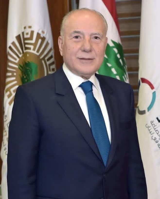 دبوسي يعزي بالأمير حمد