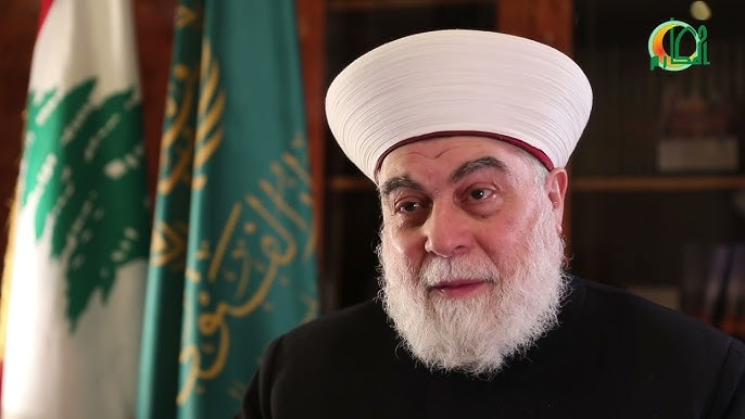 المفتي امام يوجد حلا وسطا للاشكال بين مواطن ومؤذن
