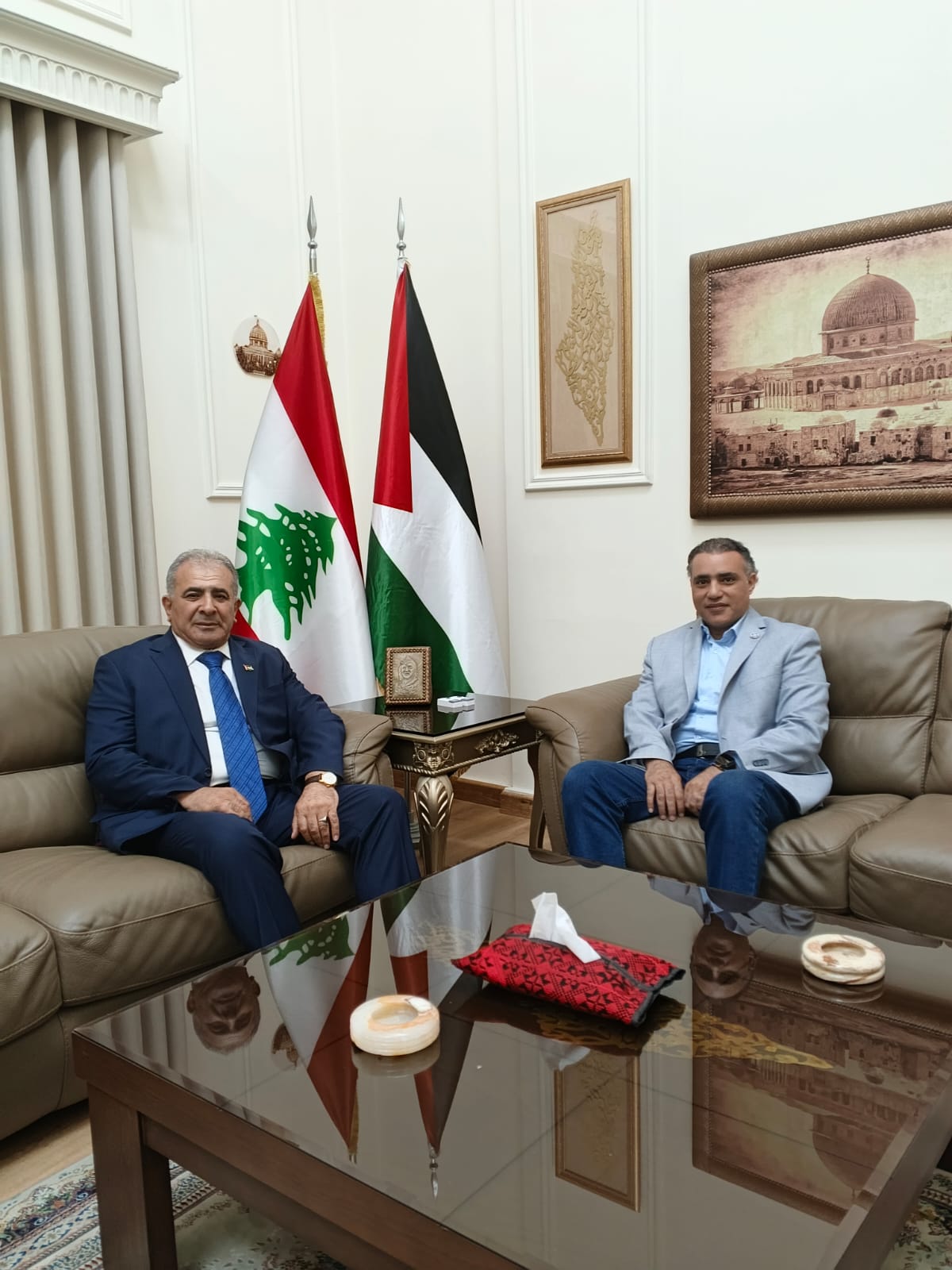 الفري يزور سفير دولة فلسطين و يشارك في المؤتمر التأسيسي للاتحاد العام للكتاب والأدباء الفلسطينيين